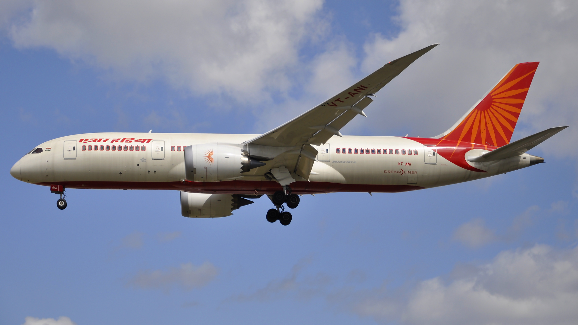VT-ANI ✈ Air India Boeing 787-8 Dreamliner @ London-Heathrow