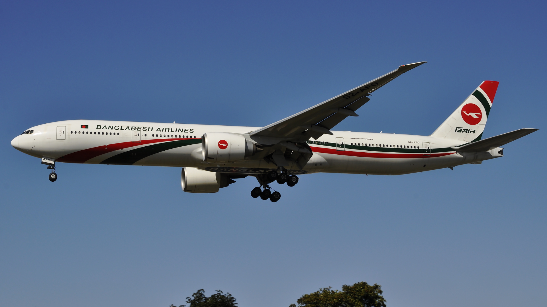 S2-AFO ✈ Biman Bangladesh Airlines Boeing 777-3E9(ER) @ London-Heathrow