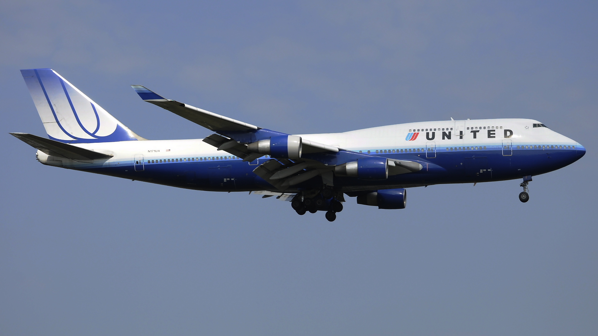 N171UA ✈ United Airlines Boeing 747-422 @ London-Heathrow