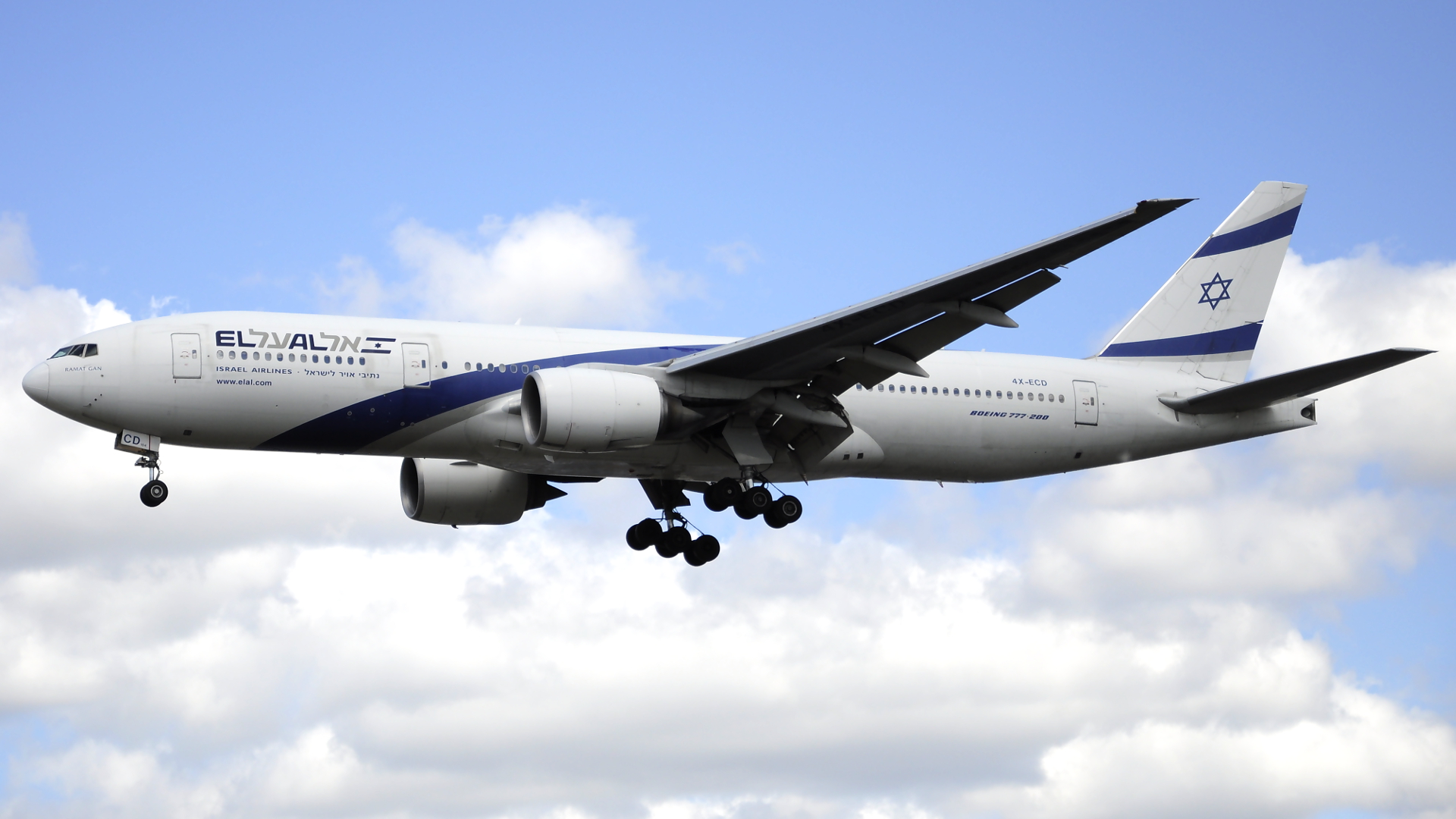 4X-ECD ✈ El Al Israel Airlines Boeing 777-258(ER) @ London-Heathrow