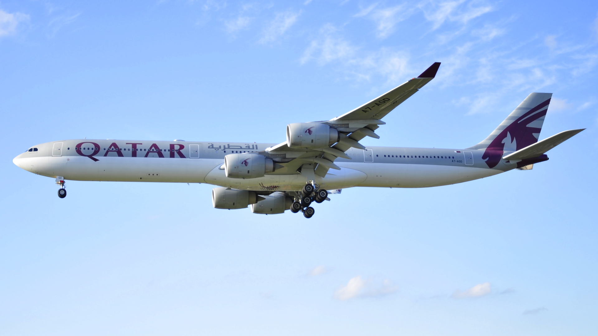 A7-AGD ✈ Qatar Airways Airbus 340-642 @ London-Heathrow