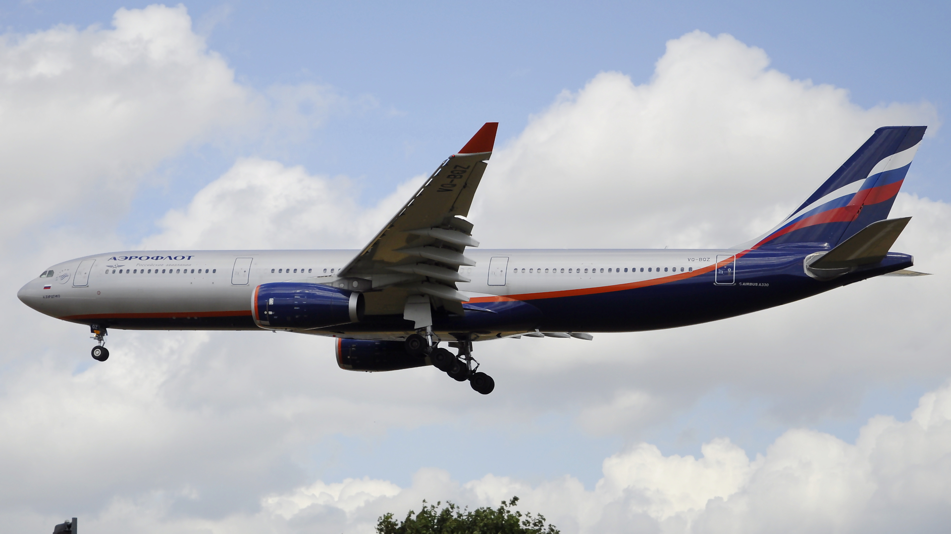 VQ-BQZ ✈ Aeroflot Russian Airlines Airbus 330-343 @ London-Heathrow
