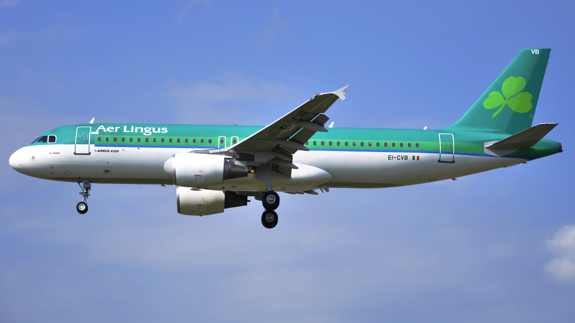EI-CVB ✈ Aer Lingus Airbus 320-214 @ London-Heathrow