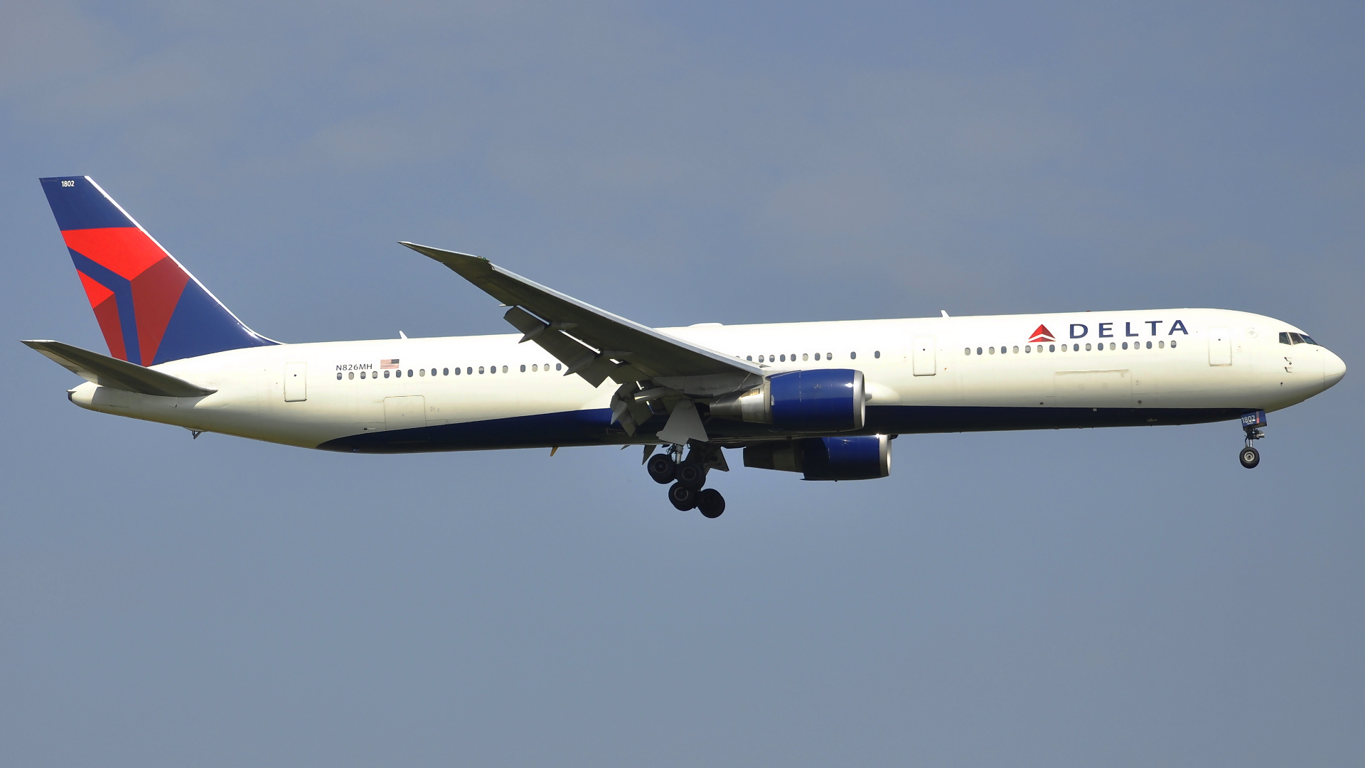 N826MH ✈ Delta Air Lines Boeing 767-432(ER) @ London-Heathrow