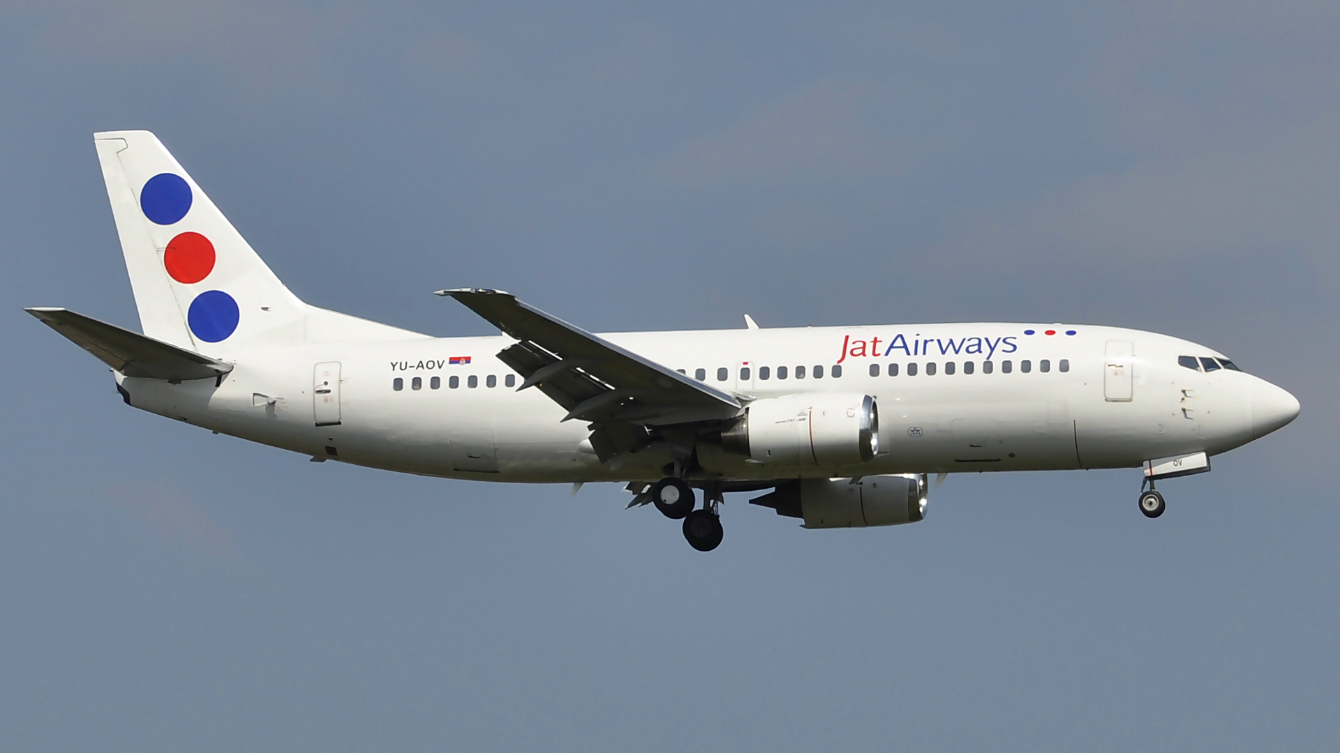 YU-AOV ✈ Jat Airways Boeing 737-341 @ London-Heathrow
