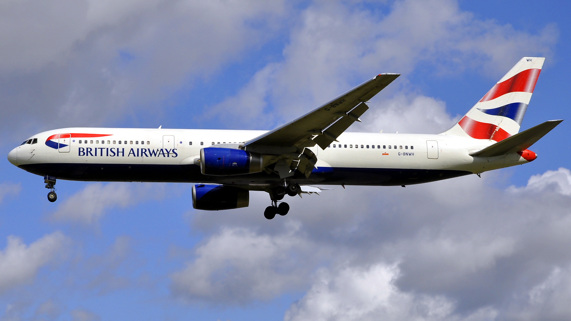 G-BNWH ✈ British Airways Boeing 767-336(ER) @ London-Heathrow