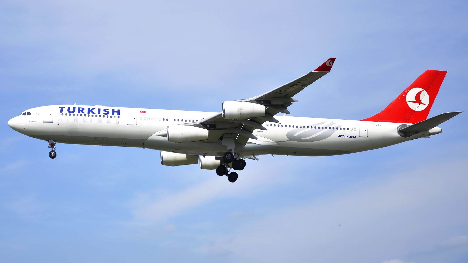 TC-JDJ ✈ Turkish Airlines Airbus 340-311 @ London-Heathrow