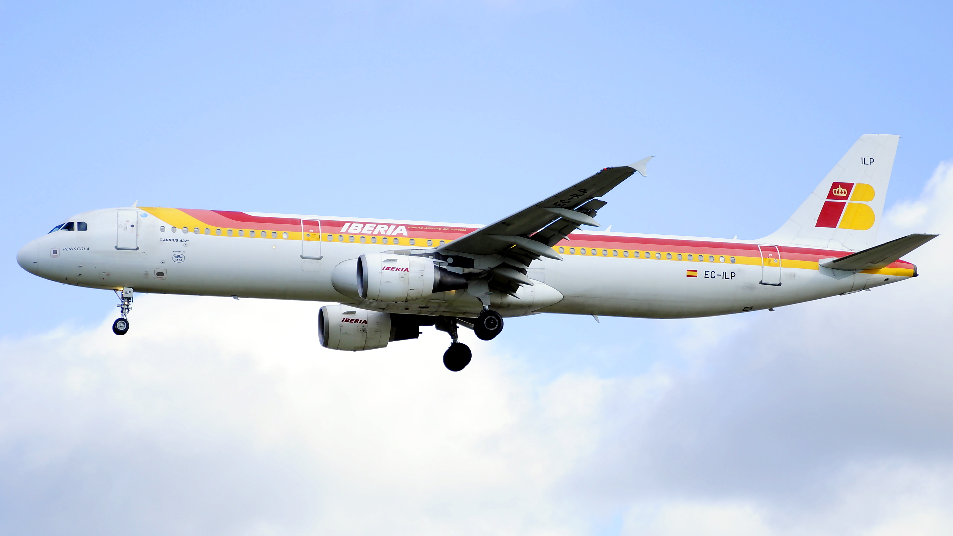 EC-ILP ✈ Iberia Airlines Airbus 321-211 @ London-Heathrow