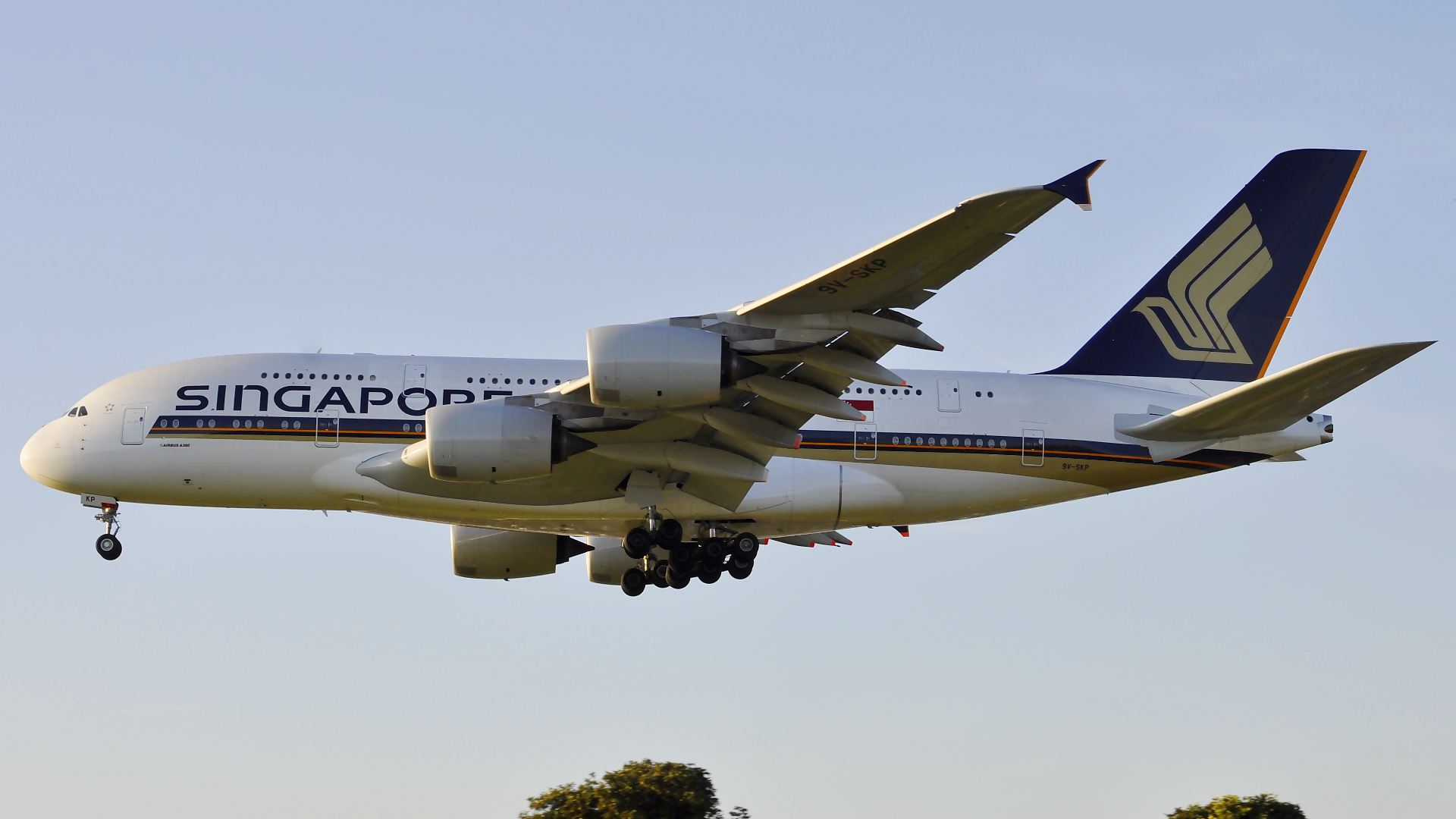 9V-SKP ✈ Singapore Airlines Airbus 380-841 @ London-Heathrow