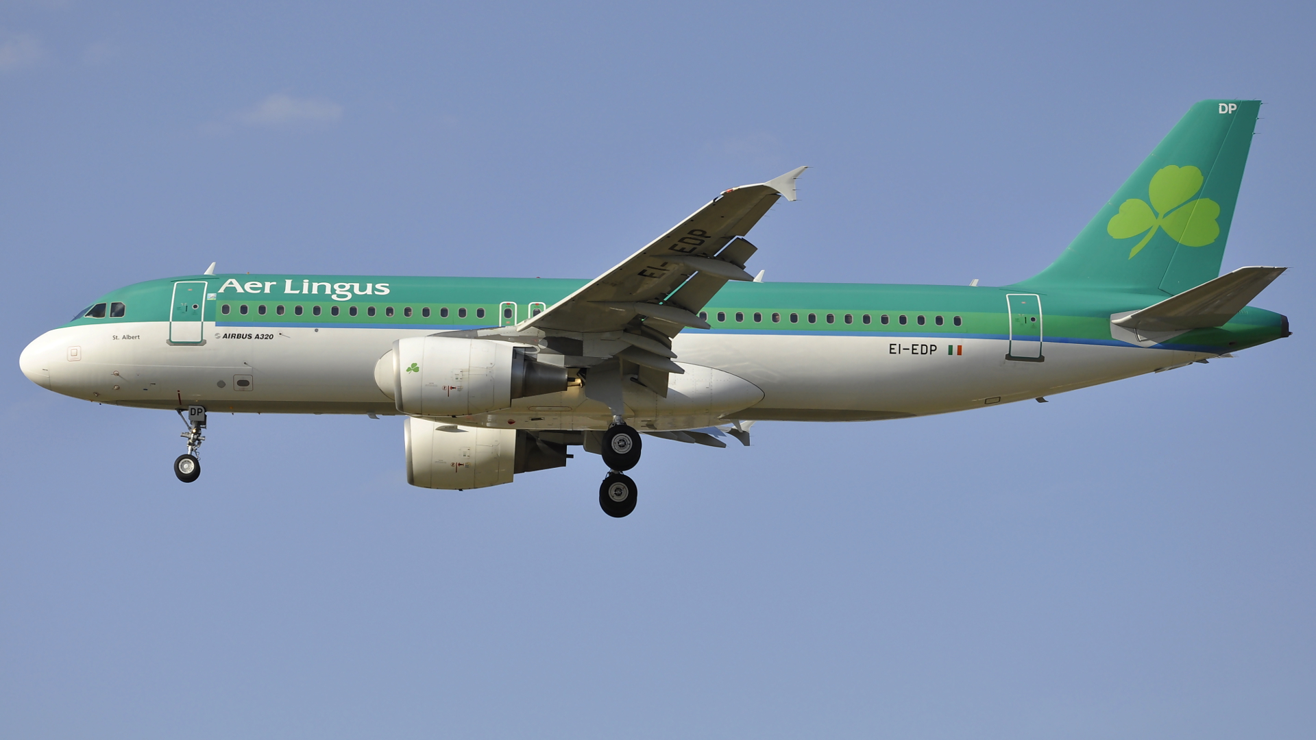 EI-EDP ✈ Aer Lingus Airbus 320-214 @ London-Heathrow