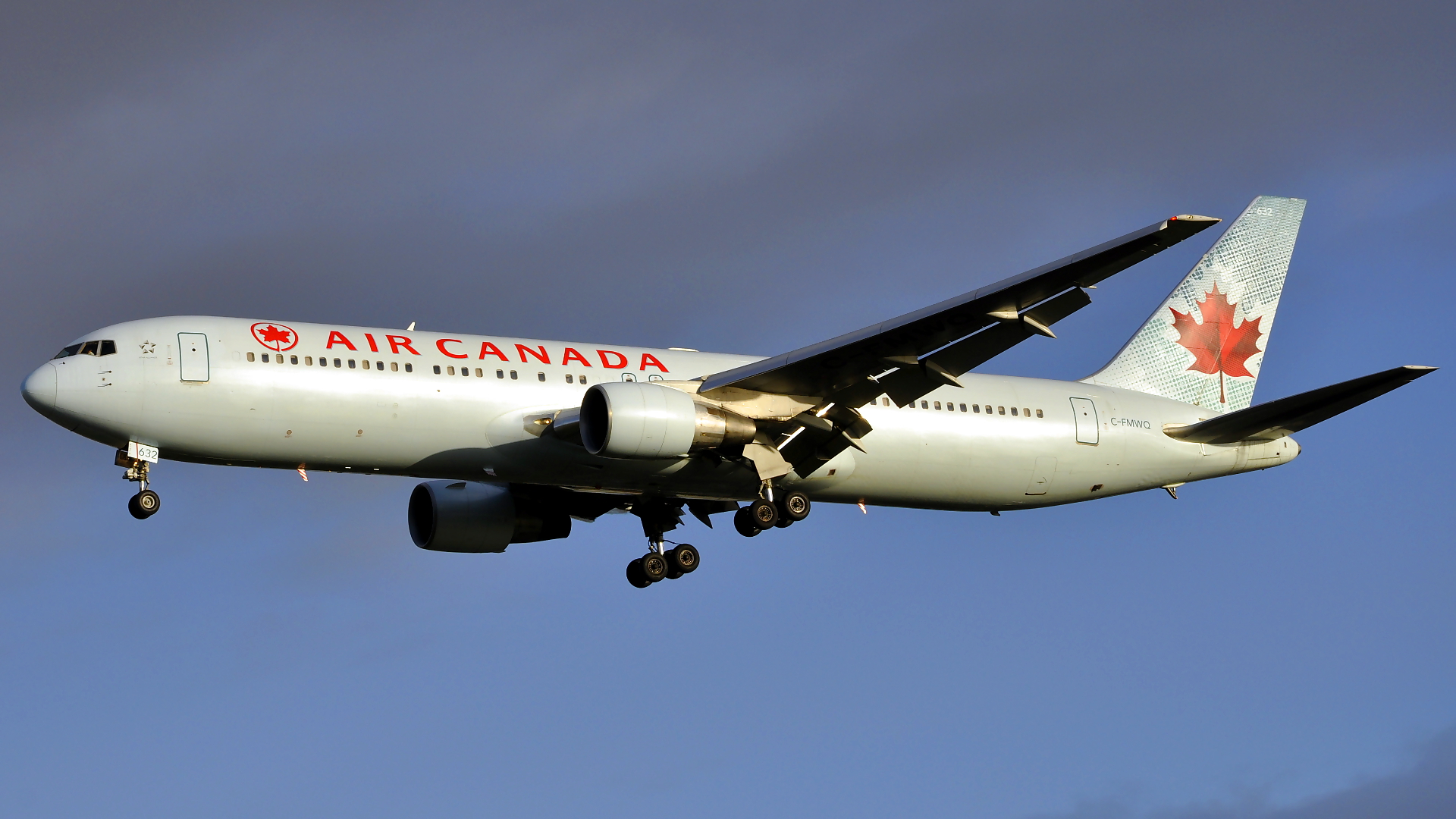 C-FMWQ ✈ Air Canada Boeing 767-333(ER) @ London-Heathrow