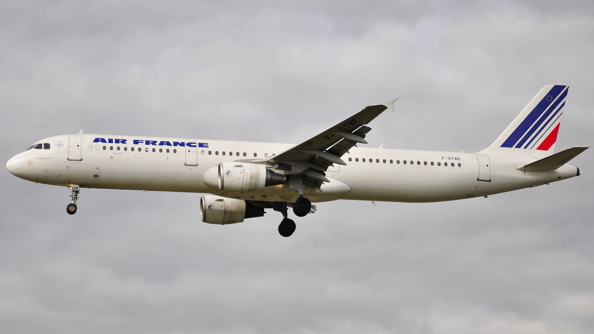 F-GTAE ✈ Air France Airbus 321-212 @ London-Heathrow