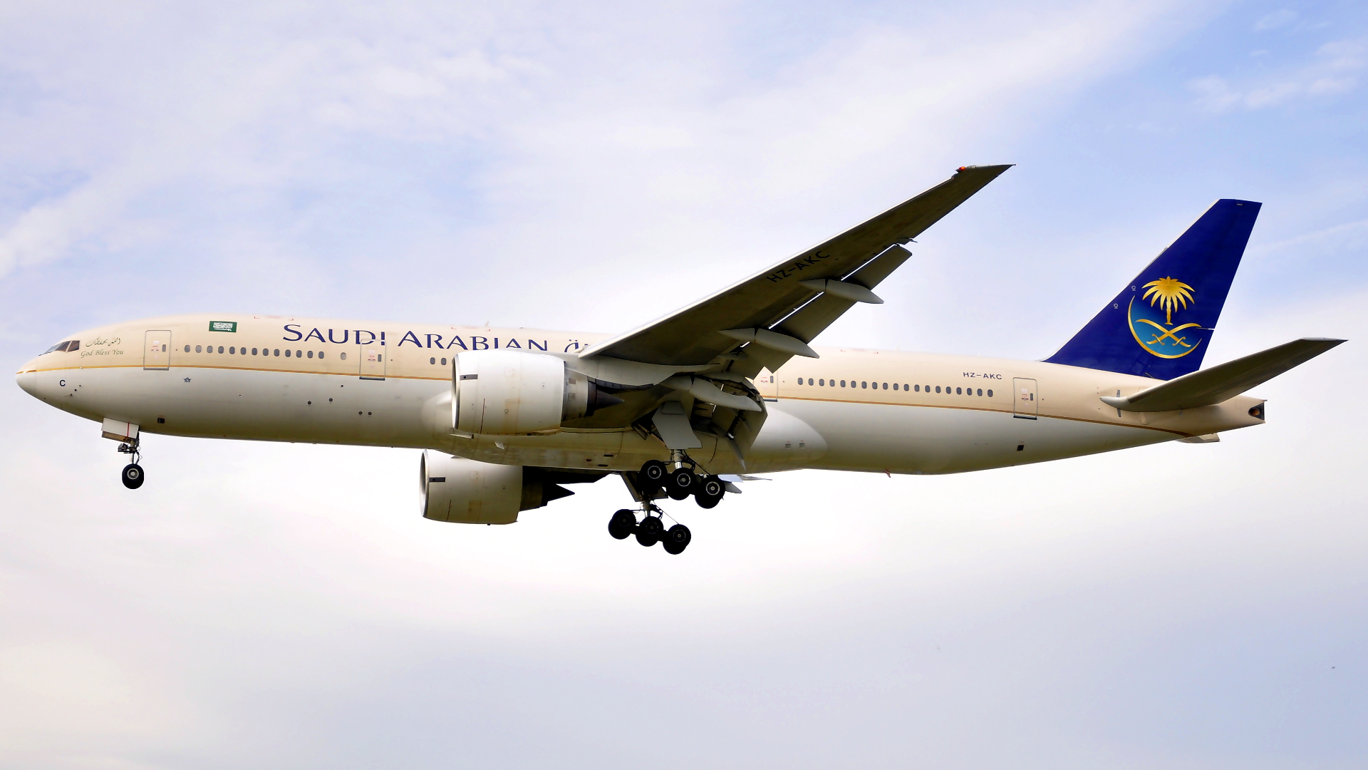 HZ-AKC ✈ Saudia Boeing 777-268(ER) @ London-Heathrow