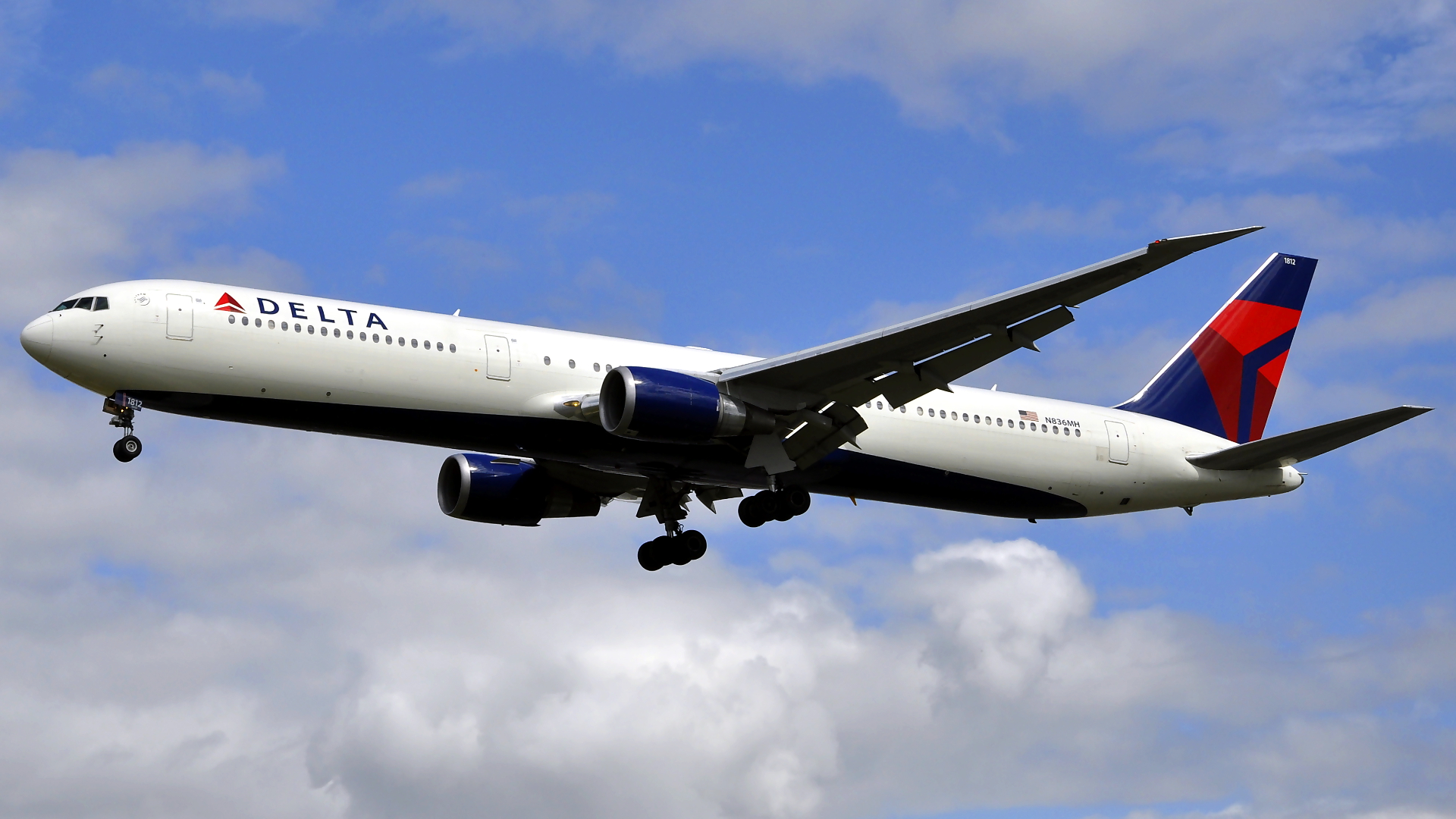 N836MH ✈ Delta Air Lines Boeing 767-432(ER) @ London-Heathrow