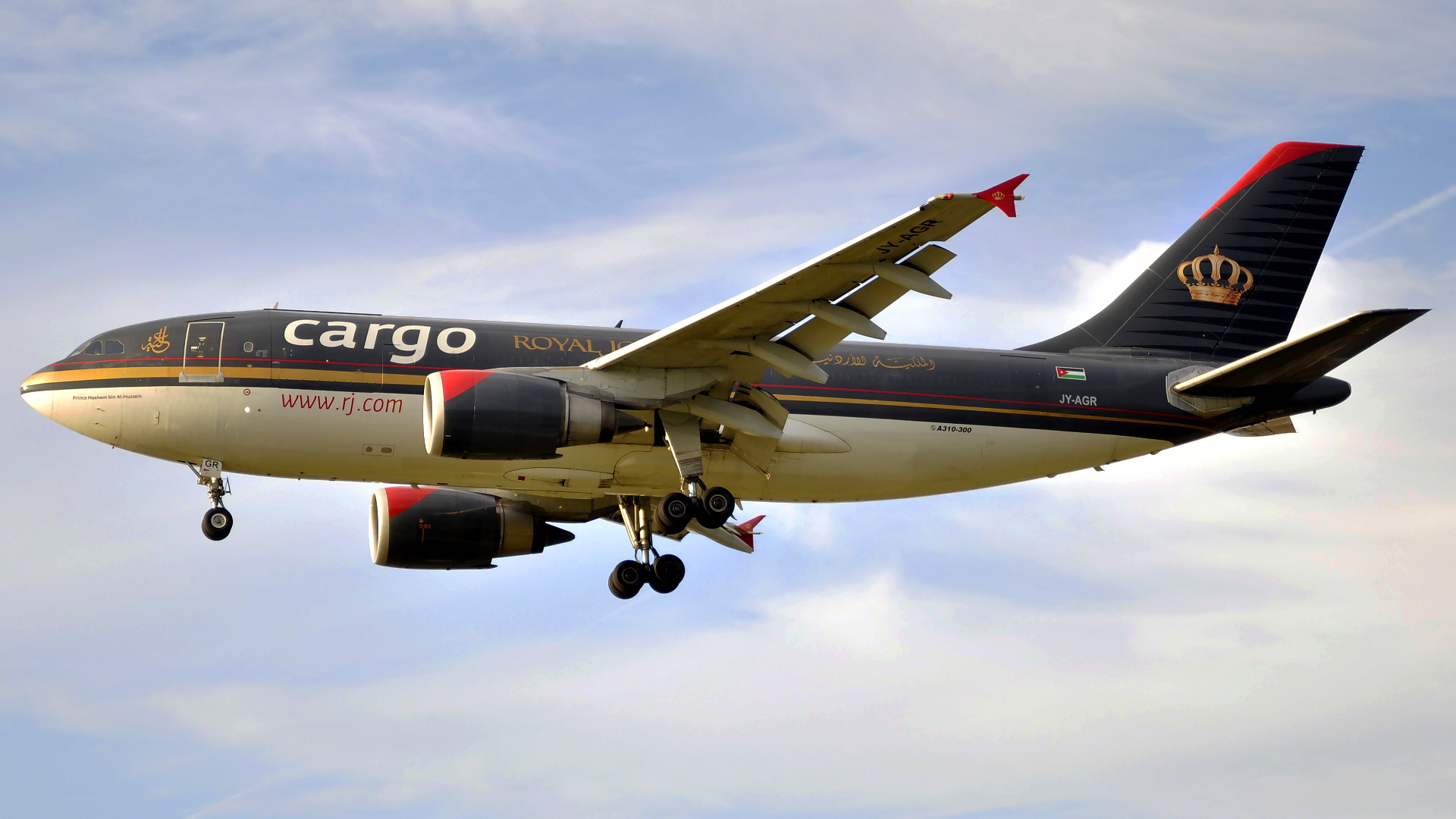 JY-AGR ✈ Royal Jordanian Airbus 310-304 @ London-Heathrow