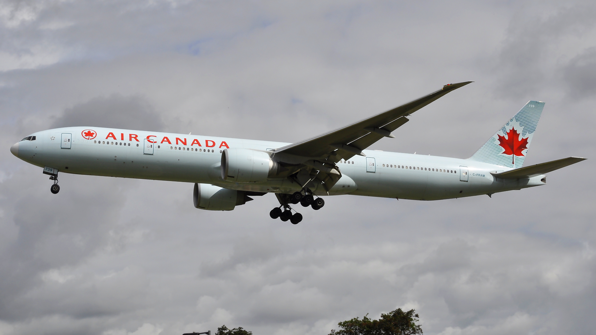 C-FRAM ✈ Air Canada Boeing 777-333(ER) @ London-Heathrow