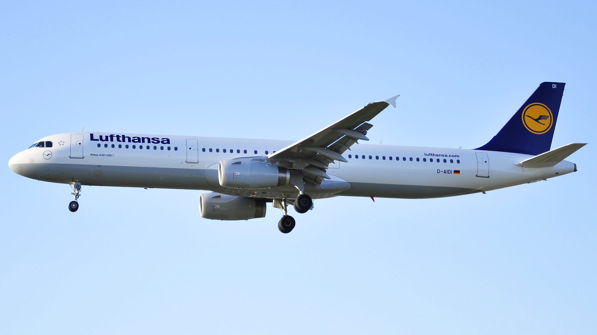 D-AIDI ✈ Lufthansa Airbus 321-231 @ London-Heathrow
