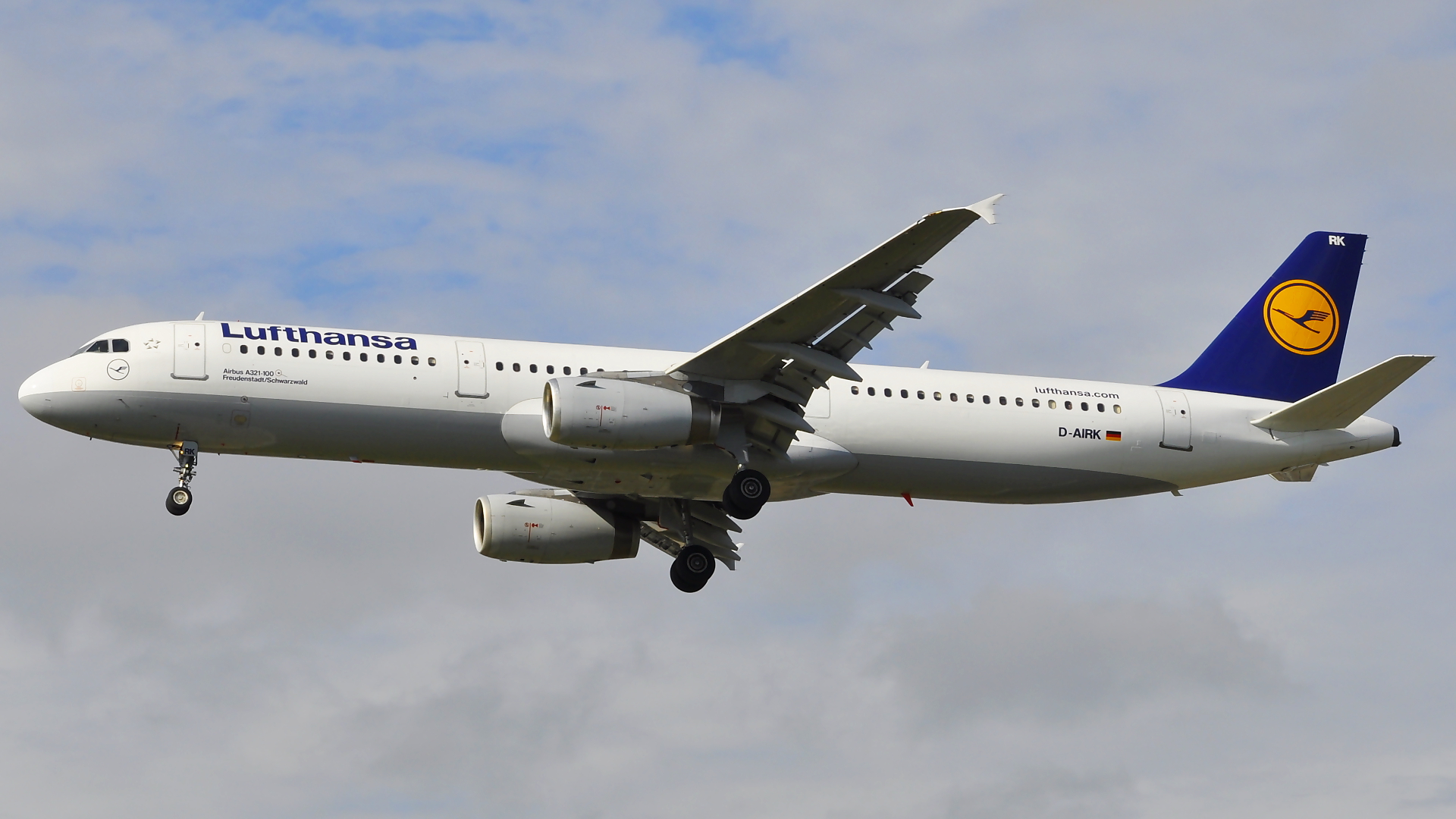 D-AIRK ✈ Lufthansa Airbus 321-131 @ London-Heathrow
