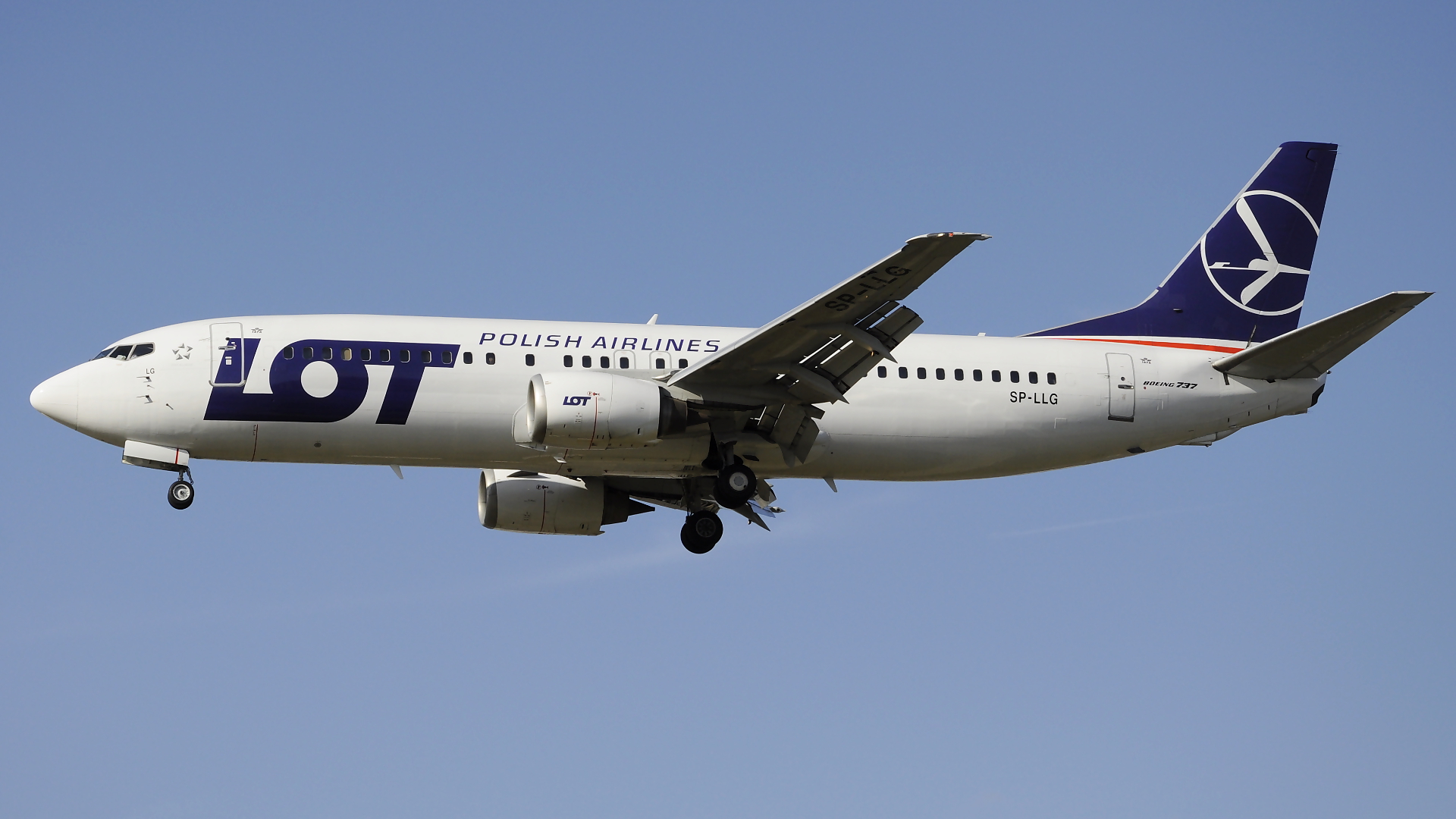 SP-LLG ✈ LOT Polish Airlines Boeing 737-45D @ London-Heathrow