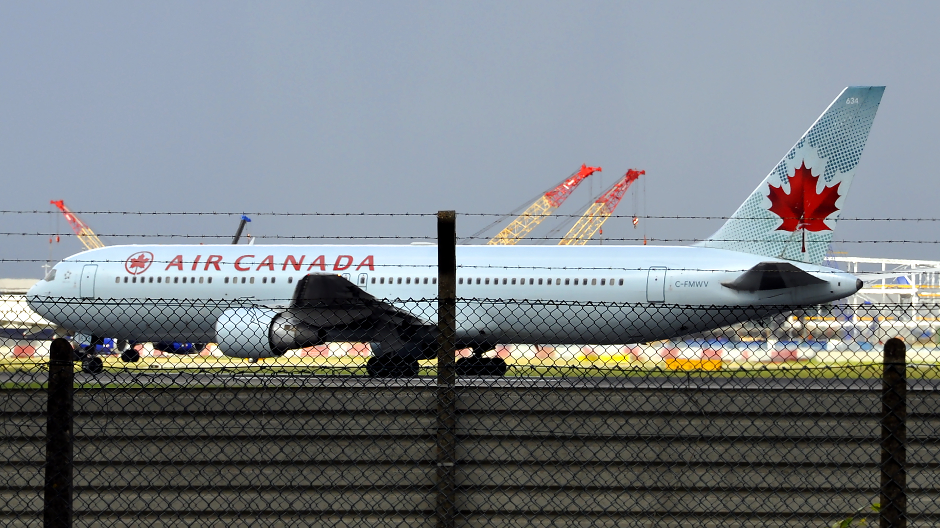 C-FMWV ✈ Air Canada Boeing 767-333(ER) @ London-Heathrow