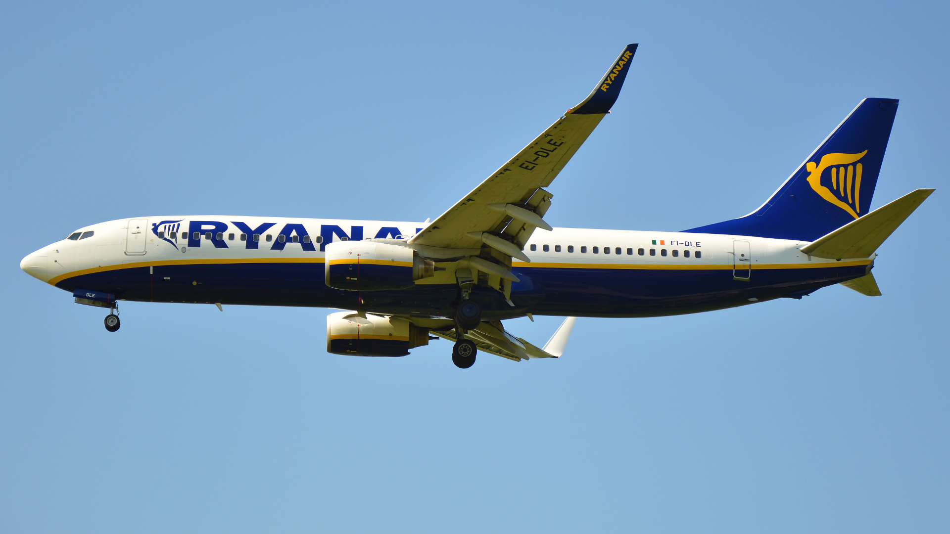 EI-DLE ✈ Ryanair Boeing 737-8AS(WL) @ Kraków-Balice