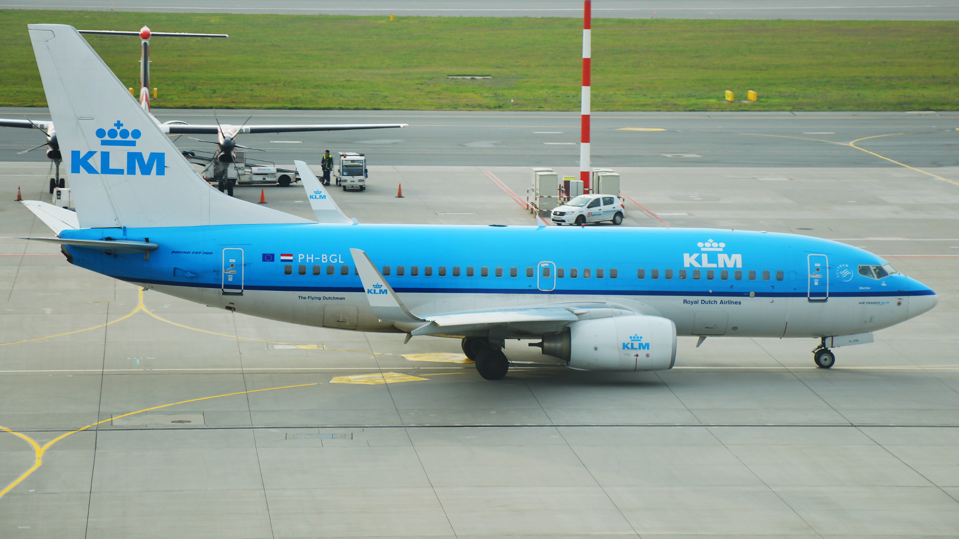 PH-BGL ✈ KLM Boeing 737-7K2(WL) @ Warszawa-Chopin Airport