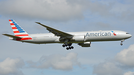 N726AN ✈ American Airlines Boeing 777-323(ER)