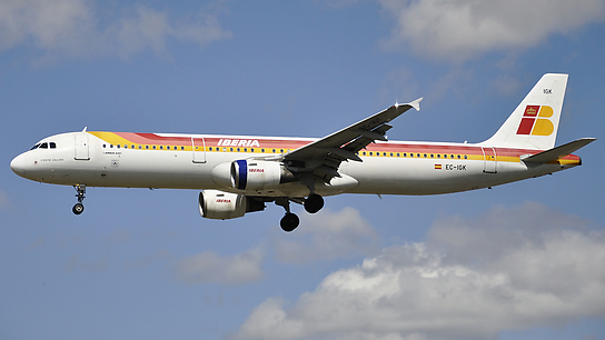 EC-IGK ✈ Iberia Airlines Airbus 321-213