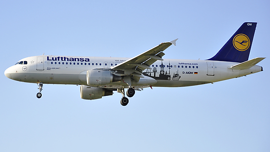 D-AIQW ✈ Lufthansa Airbus 320-211
