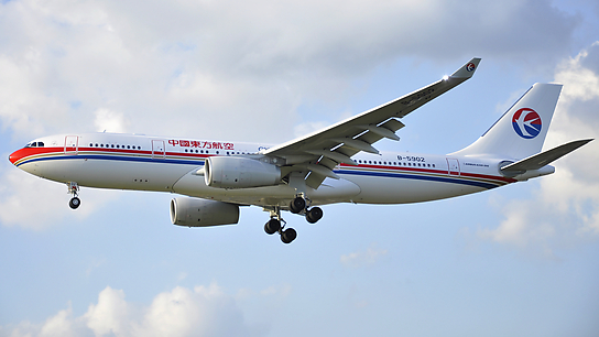 B-5902 ✈ China Eastern Airlines Airbus 330-243