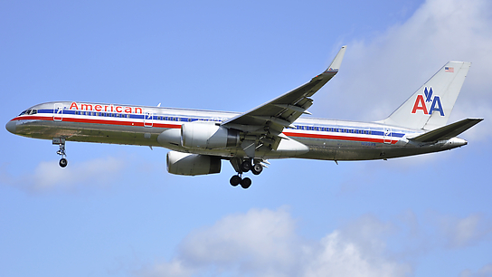 N199AN ✈ American Airlines Boeing 757-223(WL)