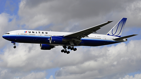 N784UA ✈ United Airlines Boeing 777-222(ER)