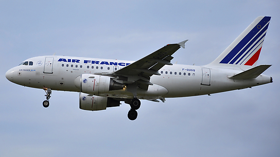 F-GUGQ ✈ Air France Airbus 318-111